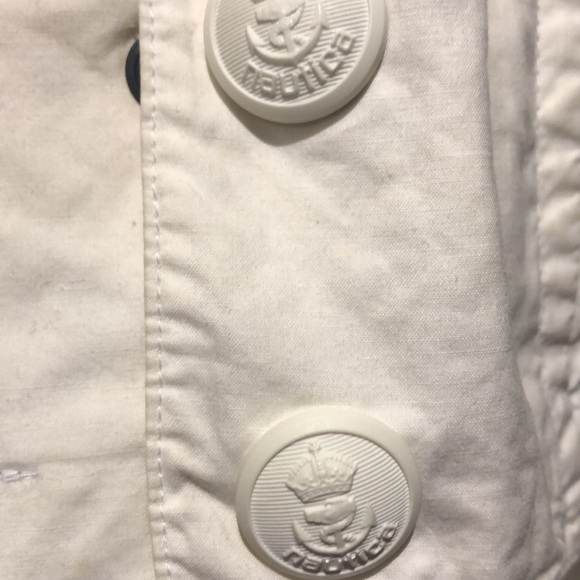 Vintage Nautica Jacket with full length zipper and zippered pocket. - Picture 6 of 9